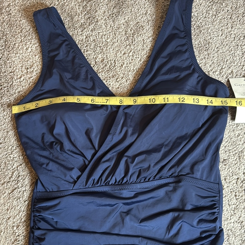 NEW Garnet Hill Ruched Surplice V-Neck One-Piece Swimsuit size 8 navy blue nwt - Picture 6 of 9